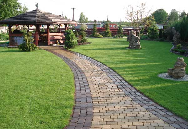 Тротуарная плитка: какую выбрать