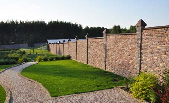 Удачный выбор тротуарной вибролитой плитки и блока облицовочного в Харькове - компания «Master Zabor»